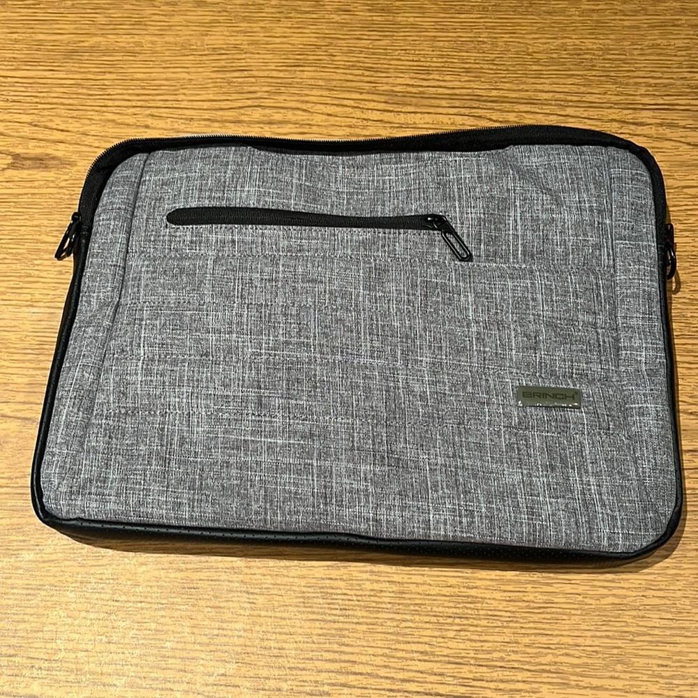 NWOT Brinch Laptop Bag